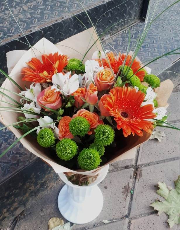 Букет цветов из: Герберы, Хризантемы, Альстромерии и Розы в Чистеньком