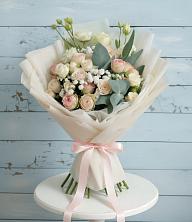 Букет цветов из:  Розы и Лизиантусы в Чистеньком