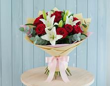 Букет цветов из:  Лилии и Розы #REPLACE_PRED# Чистеньком