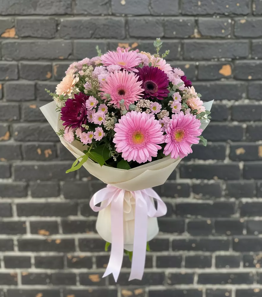 Букет цветов из: Герберы и Хризантемы в Чистеньком