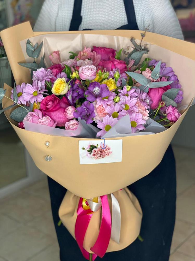 Букет цветов из: Хризантемы, Гвоздики и Альстромерии в Чистеньком