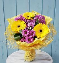 Букет цветов из:  Хризантемы и Герберы в Чистеньком