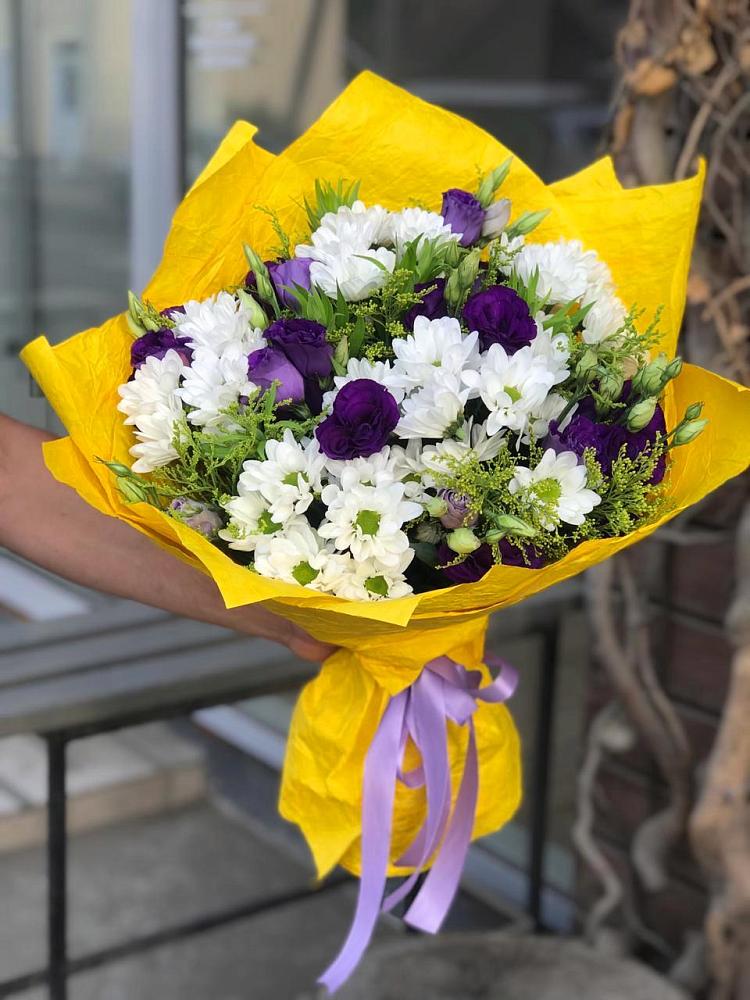 Букет цветов из: Ирисы, Хризантемы и Ромашки в Чистеньком