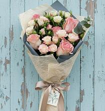 Букет цветов из:  Розы #REPLACE_PRED# Чистеньком