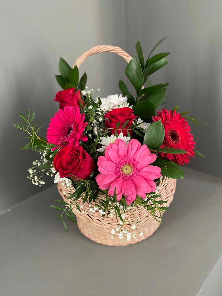 Цветочная композиция из Розы, Хризантемы и Герберы в корзине в Чистеньком