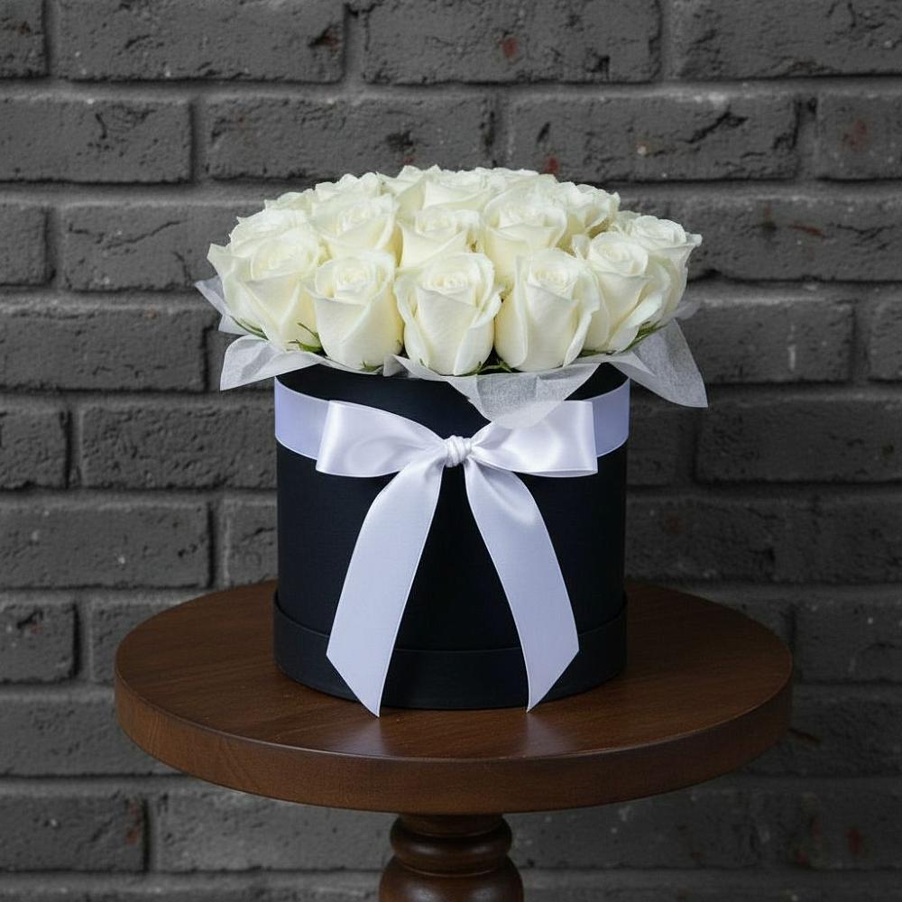 Цветочная композиция из Розы в шляпной коробке в Чистеньком