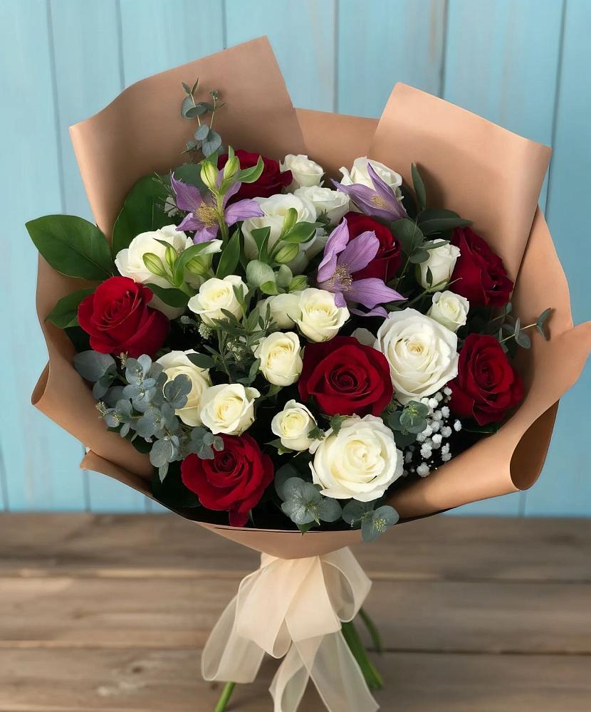 Букет цветов из: Розы и Альстромерии в Чистеньком
