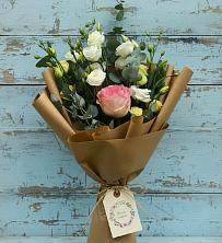 Букет цветов из:  Розы и Лизиантусы в Чистеньком