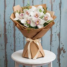 Букет цветов из:  Орхидеи и Розы в Чистеньком