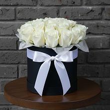 Цветочная композиция из Розы в шляпной коробке в Чистеньком